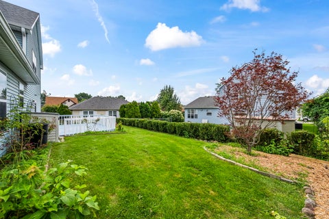 Tiny photo for 1233 Old Timber Court, Hoffman Estates, IL 60192 (MLS # 12734458)