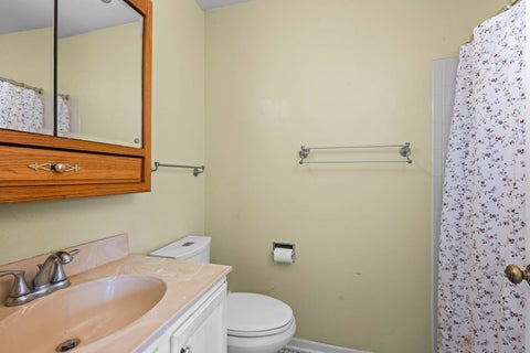 Tiny photo for 1233 Old Timber Court, Hoffman Estates, IL 60192 (MLS # 12734458)