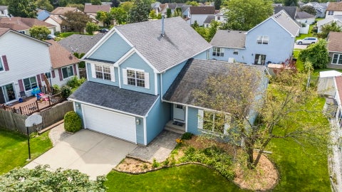 Tiny photo for 1233 Old Timber Court, Hoffman Estates, IL 60192 (MLS # 12734458)