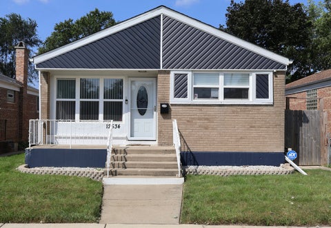 Photo of 12534 S Lincoln Street, Calumet Park, IL 60827 (MLS # 12767003)