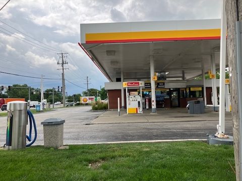 999 Confidential Road Confidentail IL 60106
