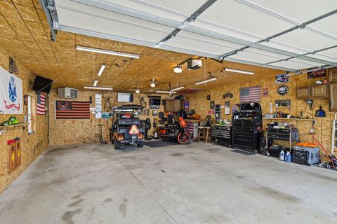 Tiny photo for 820 S Locust Street, Pontiac, IL 61764 (MLS # 12649437)
