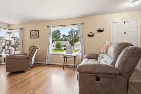 Tiny photo for 820 S Locust Street, Pontiac, IL 61764 (MLS # 12649437)