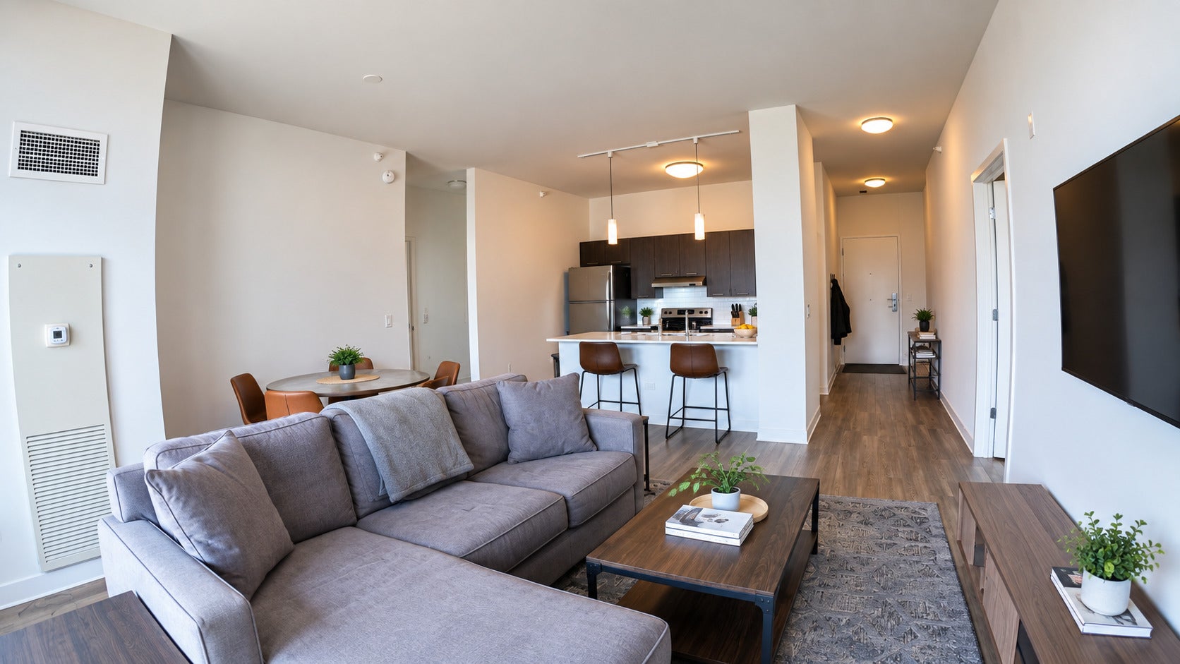 637 N Wells Street 3714