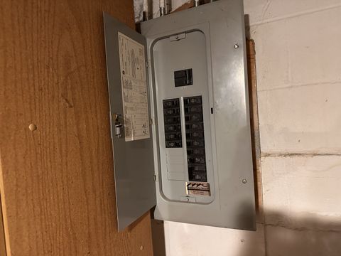 Tiny photo for 7 Hickory Drive, Carpentersville, IL 60110 (MLS # 12475330)