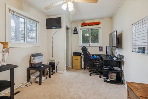 Tiny photo for 7 Hickory Drive, Carpentersville, IL 60110 (MLS # 12475330)