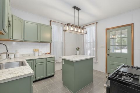 Tiny photo for 4338 N Kenneth Avenue, Chicago, IL 60641 (MLS # 12537151)