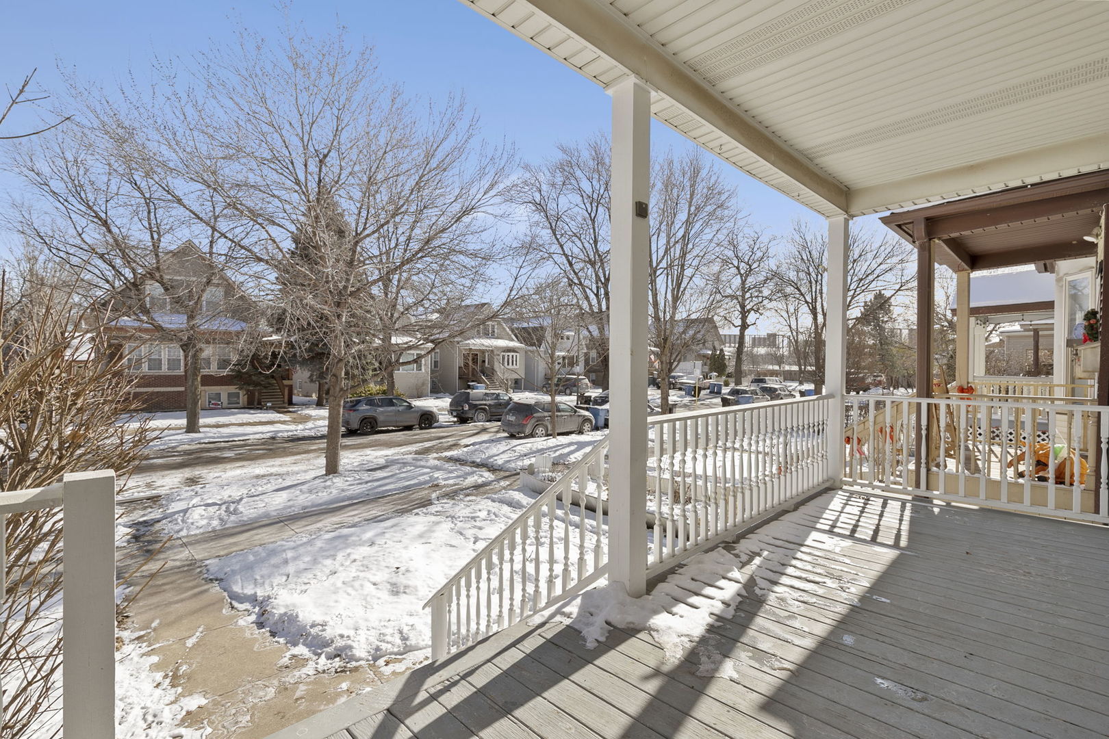 4338 N Kenneth Avenue