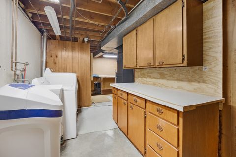 Tiny photo for 810 Revere Road, South Elgin, IL 60177 (MLS # 12608076)