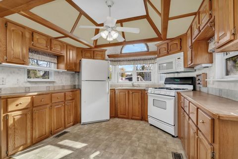 Tiny photo for 64 Fossil Ridge Road, Wilmington, IL 60481 (MLS # 12500427)