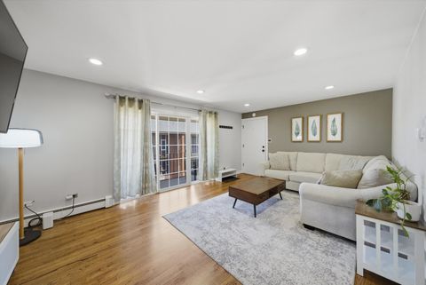 Tiny photo for 6255 S Mason Avenue #3A, Chicago, IL 60638 (MLS # 12642229)