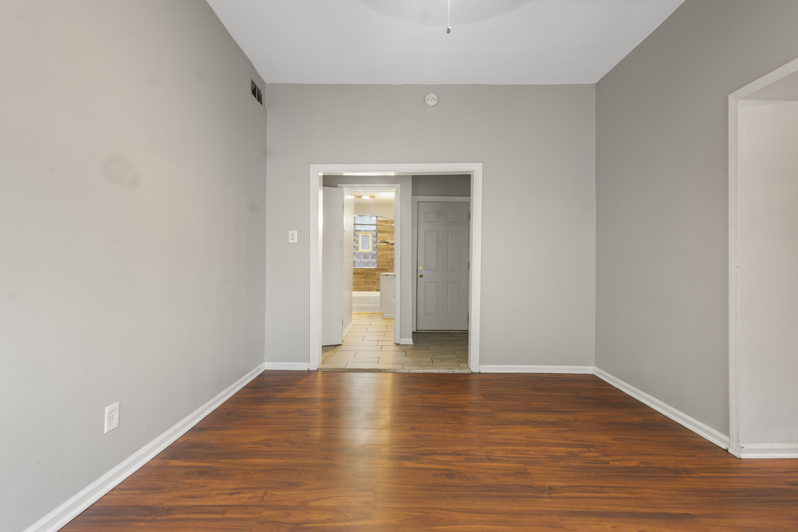 144 S Francisco Avenue