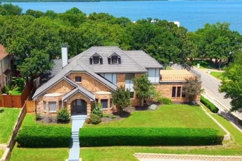 Photo of 6101 Tiffany Oaks Lane, Arlington, TX 76016 (MLS # 12763181)