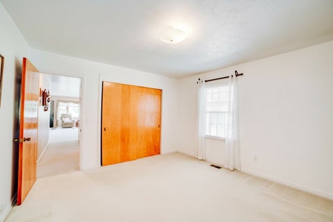 Tiny photo for 546 E Mulberry Street, Watseka, IL 60970 (MLS # 12701712)