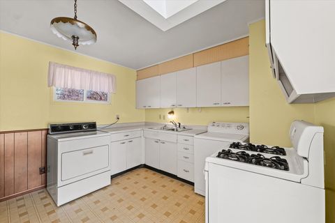 Tiny photo for 1204 W Beardsley Avenue, Champaign, IL 61821 (MLS # 12517086)