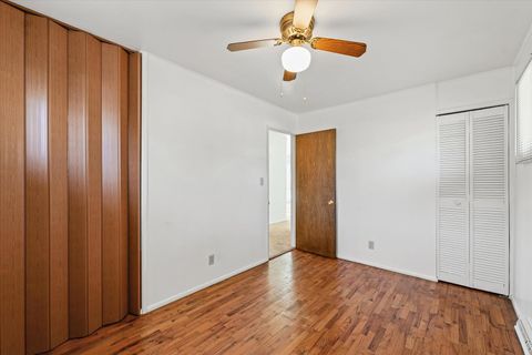 Tiny photo for 1204 W Beardsley Avenue, Champaign, IL 61821 (MLS # 12517086)