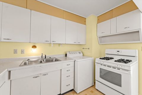 Tiny photo for 1204 W Beardsley Avenue, Champaign, IL 61821 (MLS # 12517086)