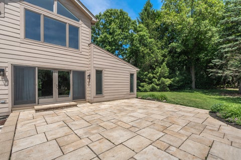 Tiny photo for 3N010 Lakeview Court, West Chicago, IL 60185 (MLS # 12656482)