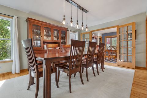 Tiny photo for 413 Linsey Avenue, Schaumburg, IL 60194 (MLS # 12475466)