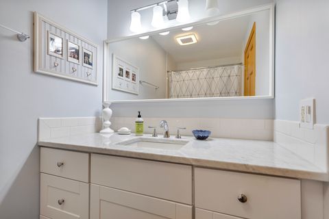 Tiny photo for 413 Linsey Avenue, Schaumburg, IL 60194 (MLS # 12475466)
