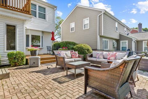 Tiny photo for 413 Linsey Avenue, Schaumburg, IL 60194 (MLS # 12475466)