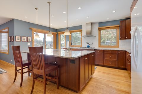 Tiny photo for 413 Linsey Avenue, Schaumburg, IL 60194 (MLS # 12475466)
