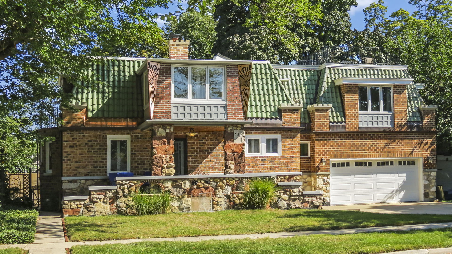 535 N Ashland Avenue