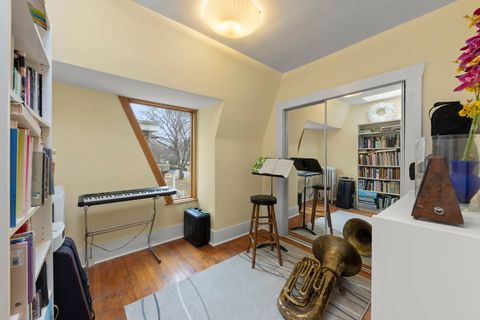 Tiny photo for 535 N Ashland Avenue, La Grange Park, IL 60526 (MLS # 12628128)