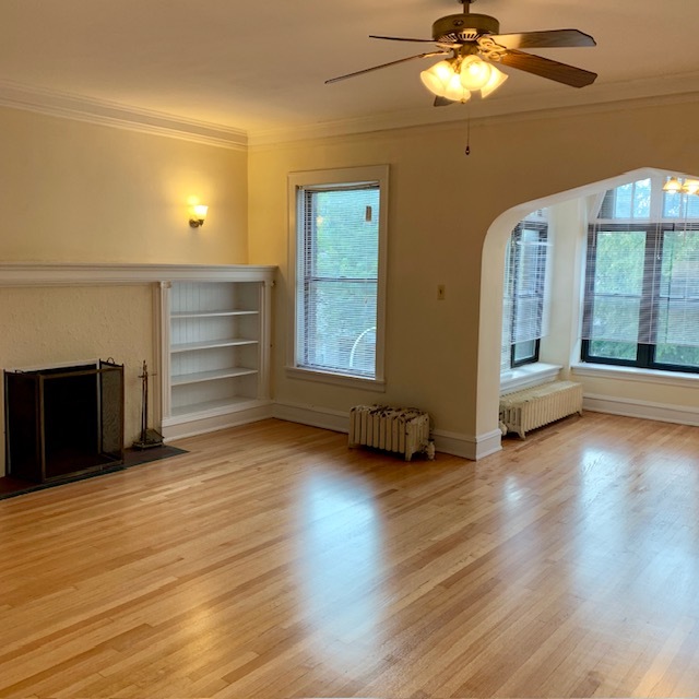 5857 N KENMORE Avenue 2S