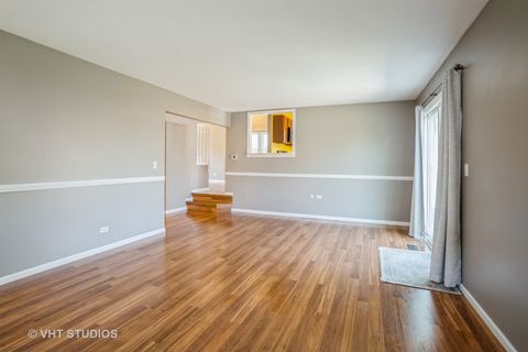 Tiny photo for 82 Washington Avenue, Streamwood, IL 60107 (MLS # 12437708)