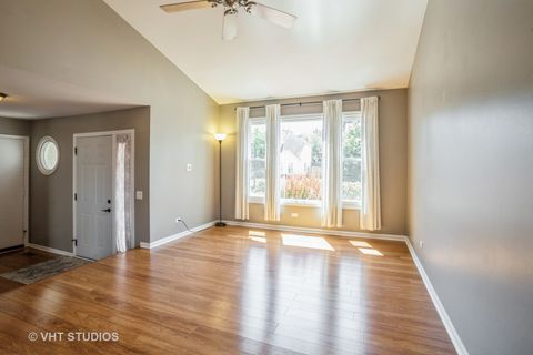 Tiny photo for 82 Washington Avenue, Streamwood, IL 60107 (MLS # 12437708)