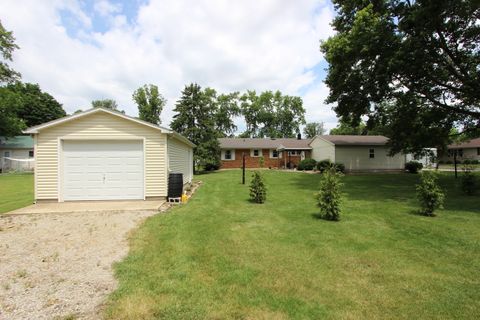 Tiny photo for 410 E Fifer Street, Colfax, IL 61728 (MLS # 12662616)