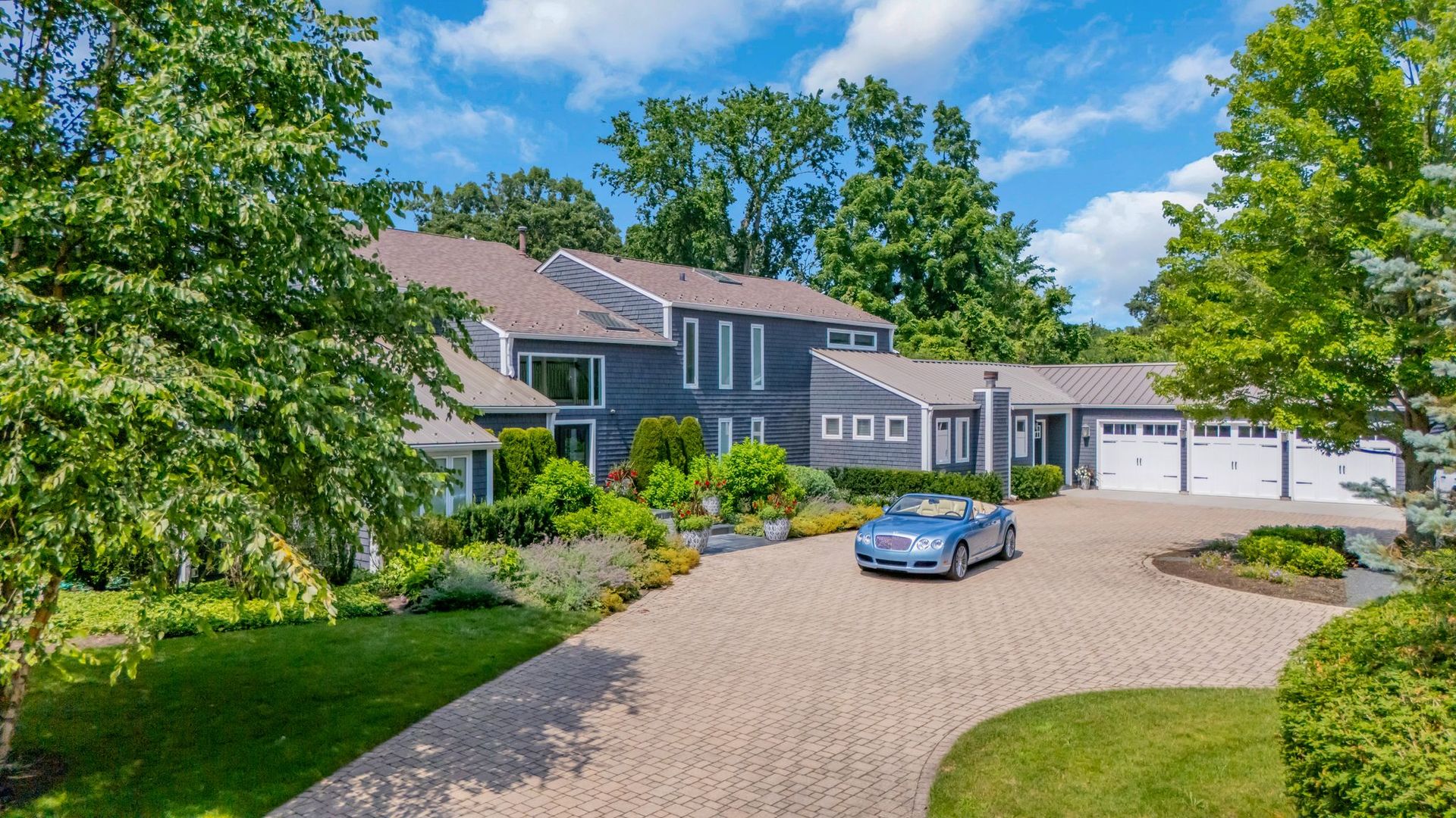 620 W Old Elm Road