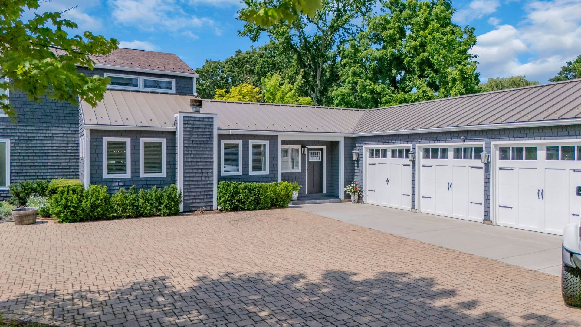 620 W Old Elm Road