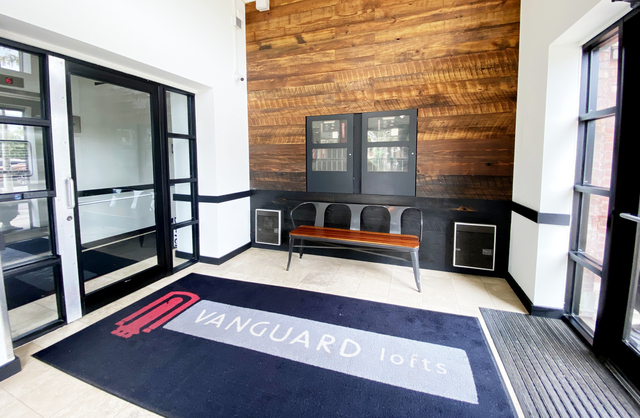 1250 W Van Buren Street 203