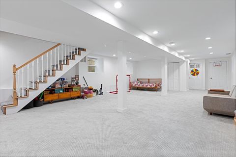 Tiny photo for 4889 N Hermitage Avenue, Chicago, IL 60640 (MLS # 12525134)