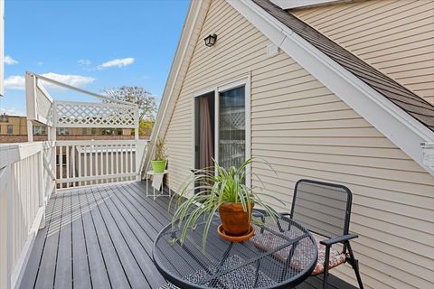 Tiny photo for 4889 N Hermitage Avenue, Chicago, IL 60640 (MLS # 12525134)