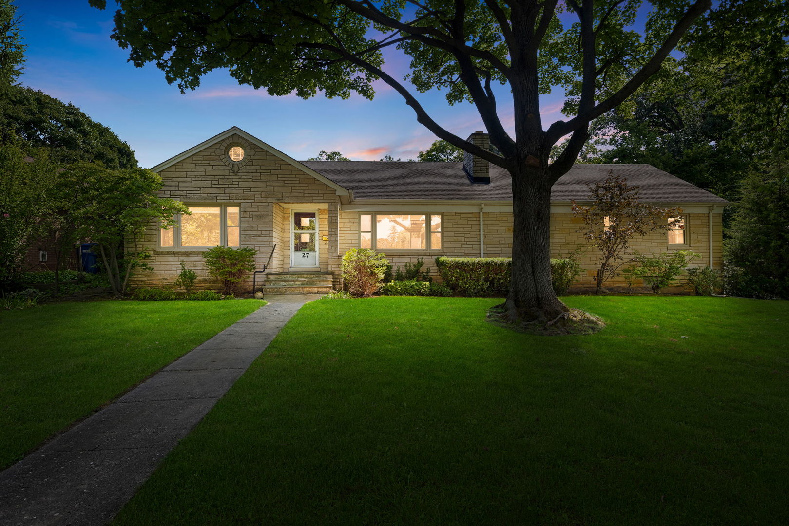 27 Pleasant Avenue