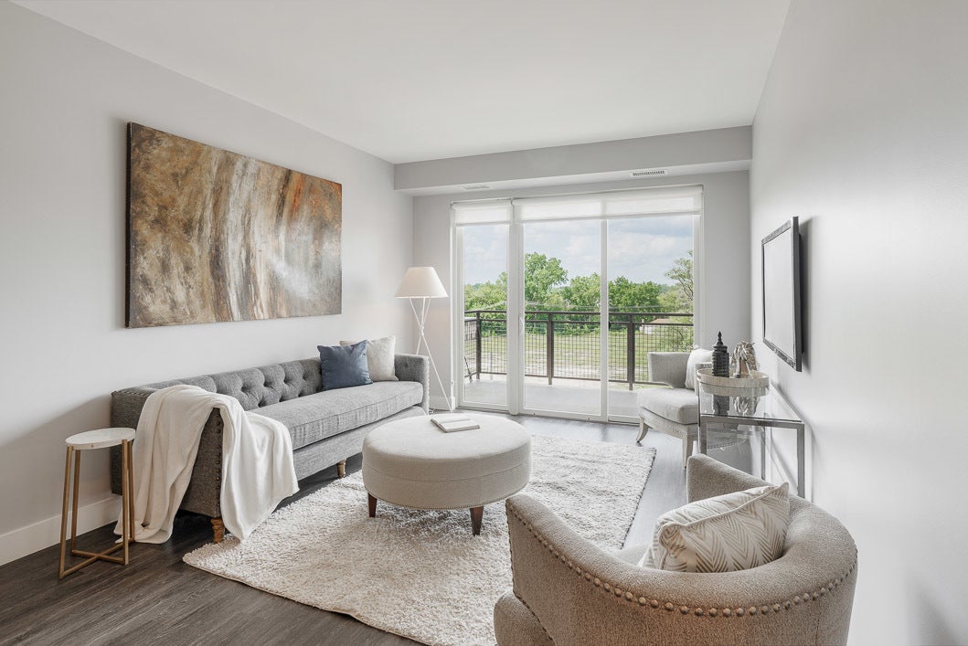 101 W Liberty Street 102