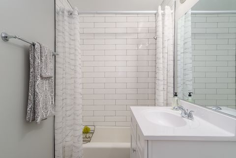 Tiny photo for 36 S Kensington Avenue #06, La Grange, IL 60525 (MLS # 12551282)