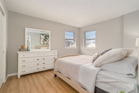 Tiny photo for 36 S Kensington Avenue #06, La Grange, IL 60525 (MLS # 12551282)