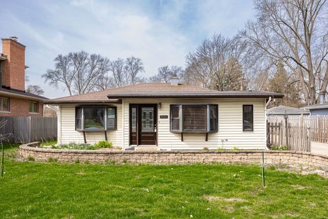 5960 Pershing Avenue Downers Grove IL 60516