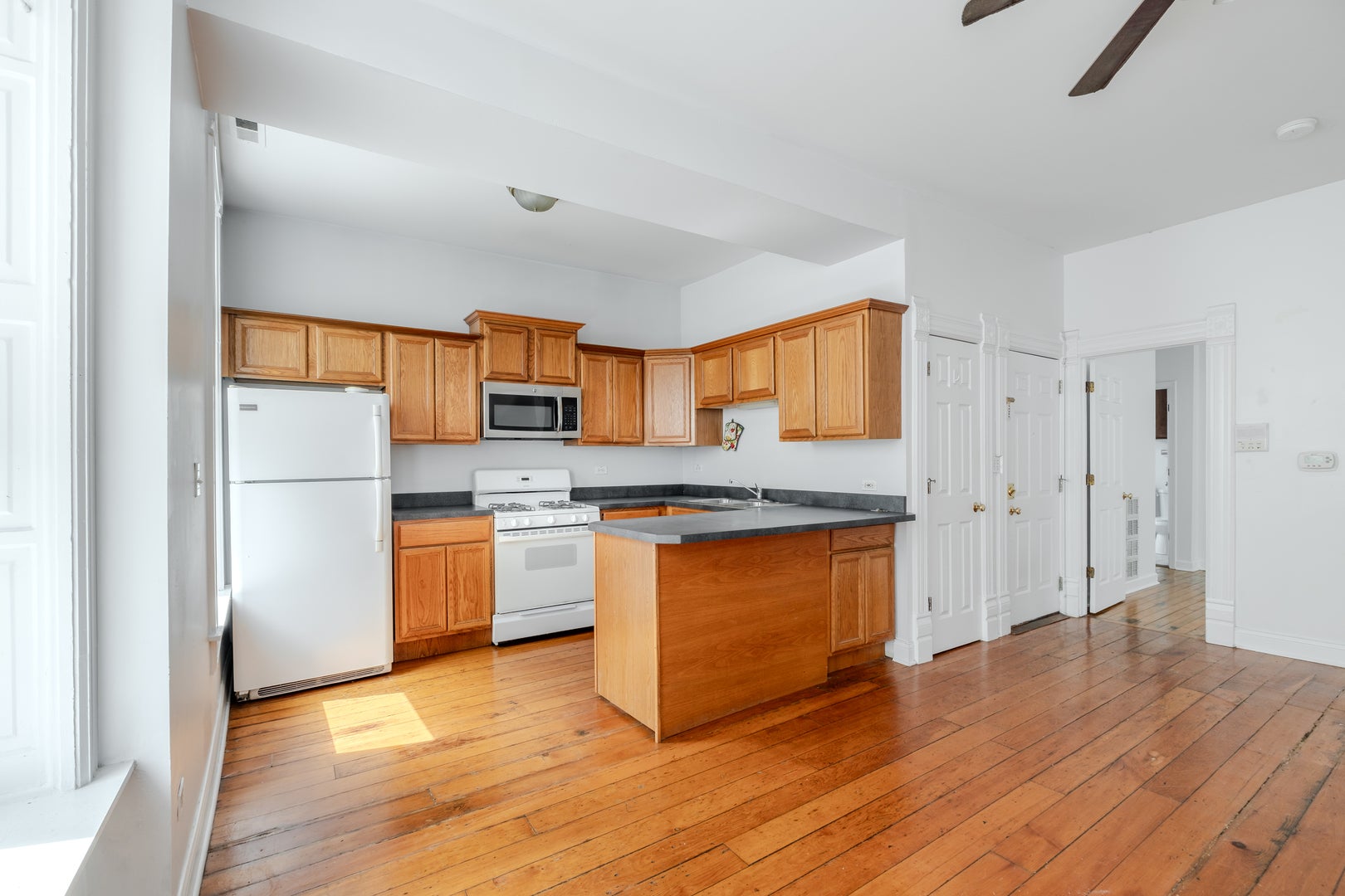 1470 W Huron Street 3F