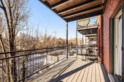 Tiny photo for 2736 N WOLCOTT Avenue #202, Chicago, IL 60614 (MLS # 12556839)