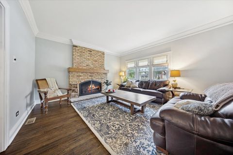 Tiny photo for 1720 Greendale Avenue, Park Ridge, IL 60068 (MLS # 12458033)