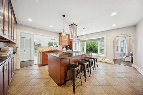 Tiny photo for 1720 Greendale Avenue, Park Ridge, IL 60068 (MLS # 12458033)