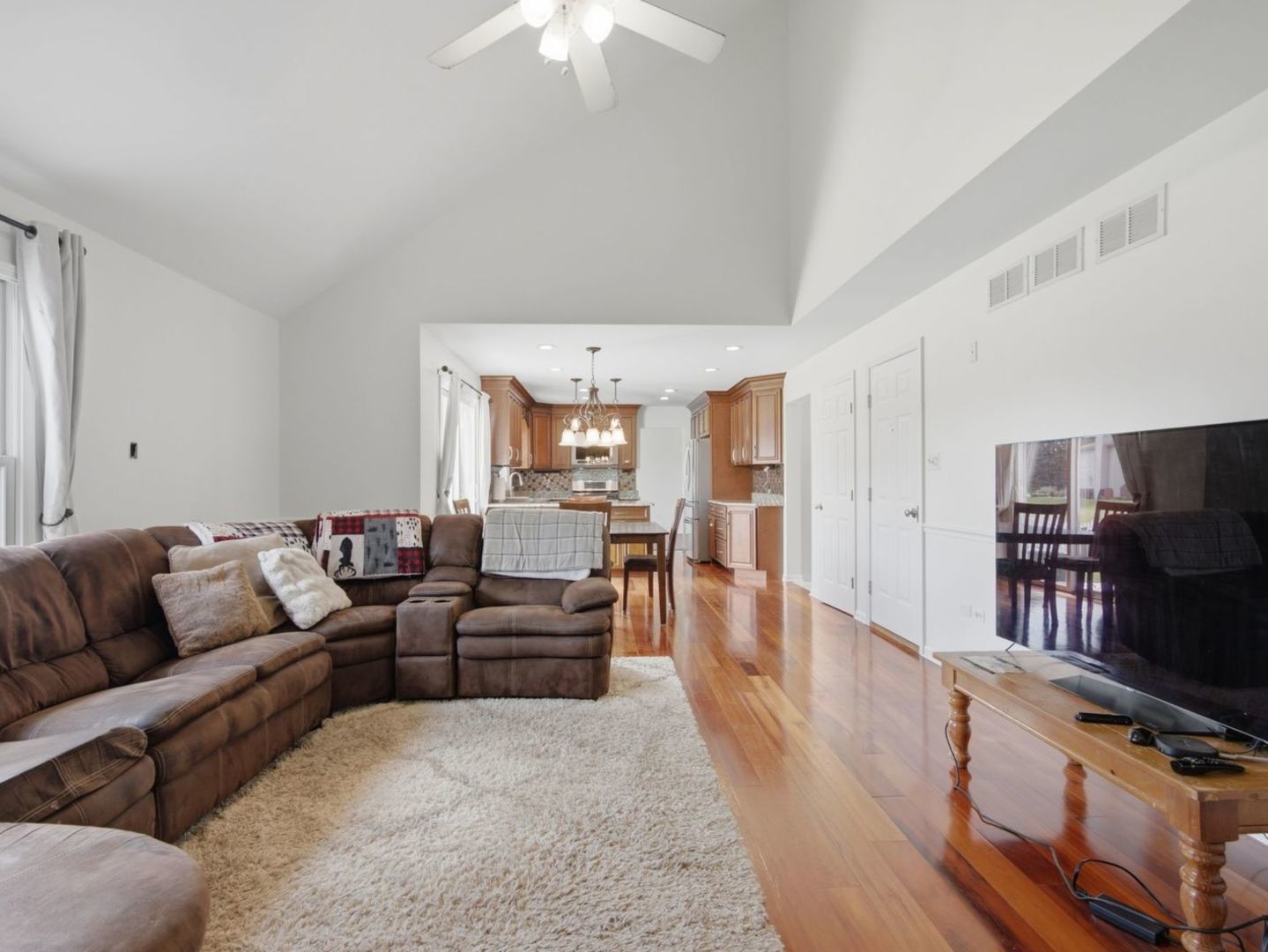1615 Canterbury Court