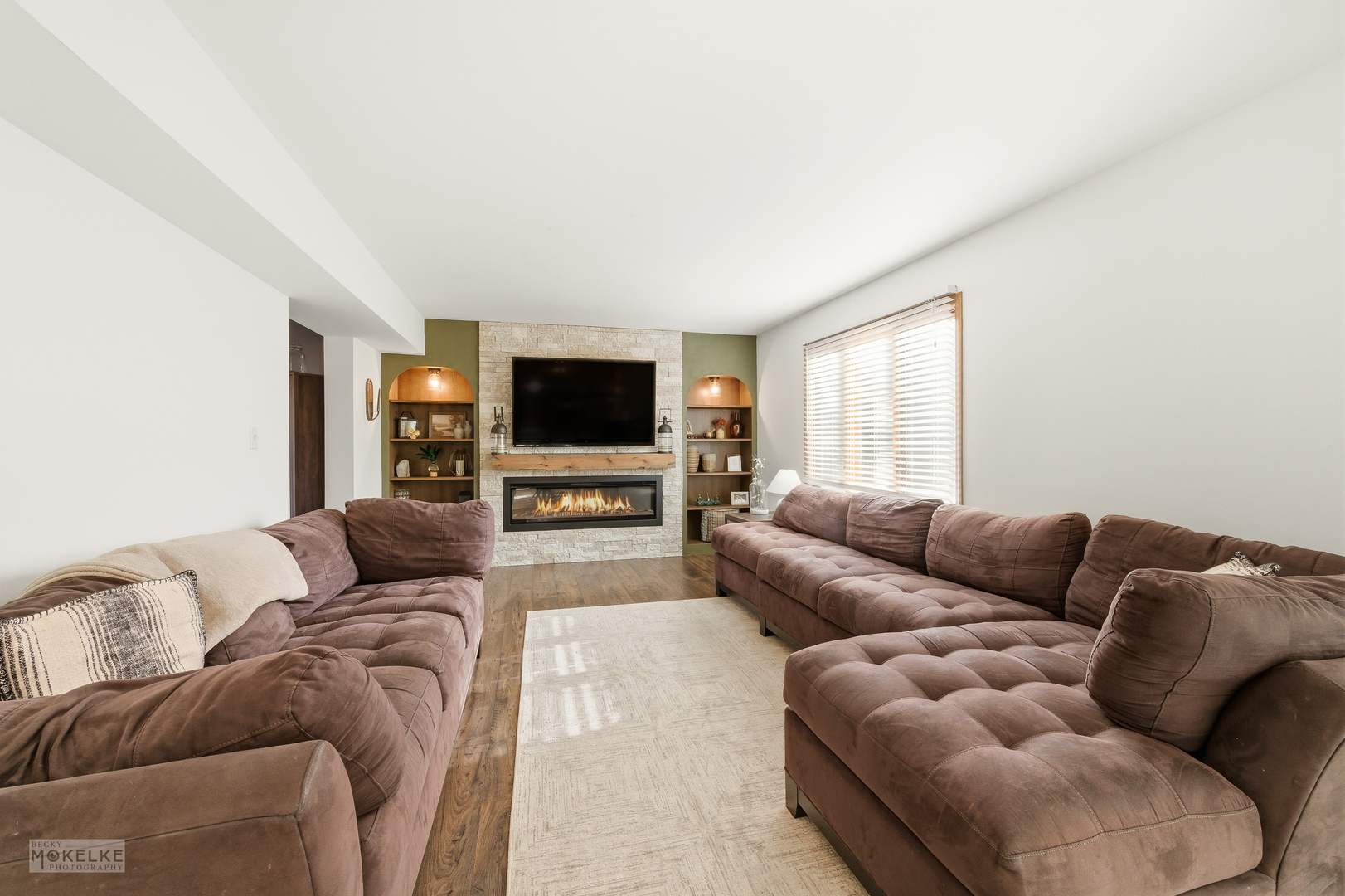 Minooka, Illinois 60447, United States, 4 Bedrooms Bedrooms, ,3 BathroomsBathrooms,Residential,Active,246563