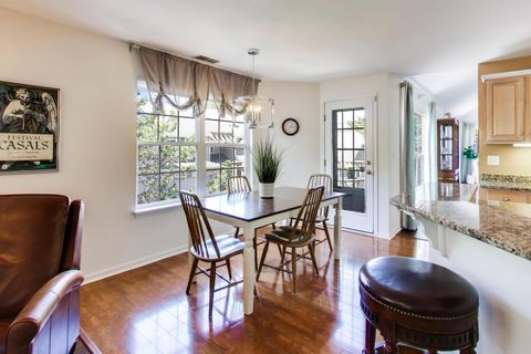 Tiny photo for 11171 Edgebrook Lane, Indian Head Park, IL 60525 (MLS # 12639406)