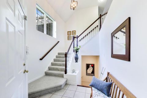 Tiny photo for 11171 Edgebrook Lane, Indian Head Park, IL 60525 (MLS # 12639406)